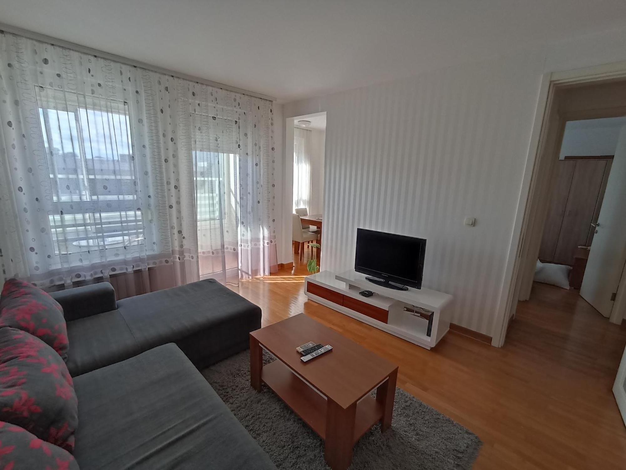 Apartment Tifani Belville เบลเกรด ภายนอก รูปภาพ