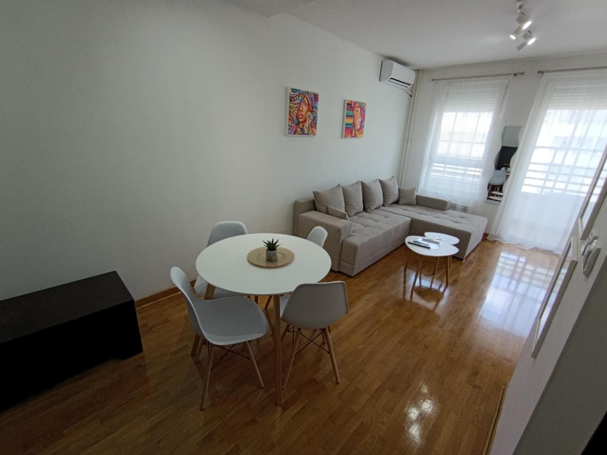 Apartment Tifani Belville เบลเกรด ห้อง รูปภาพ